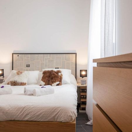Spectacular Modern Apartment In The City Center Siviglia Esterno foto