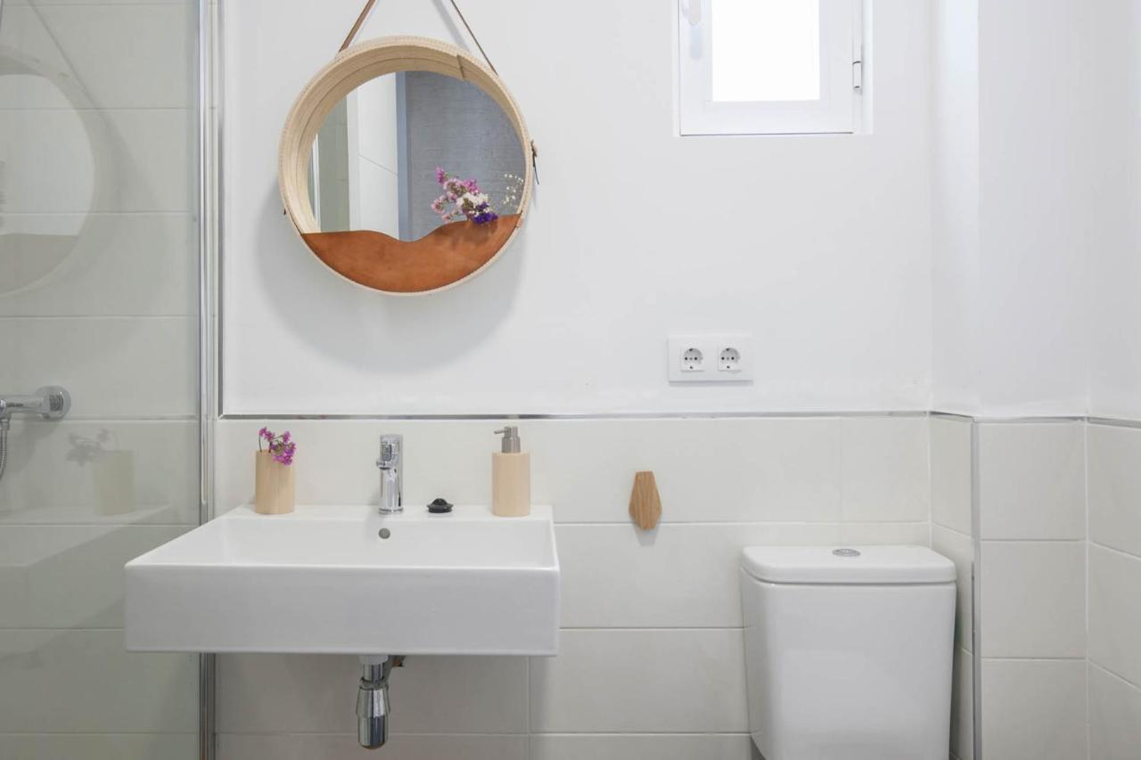 Spectacular Modern Apartment In The City Center Siviglia Esterno foto